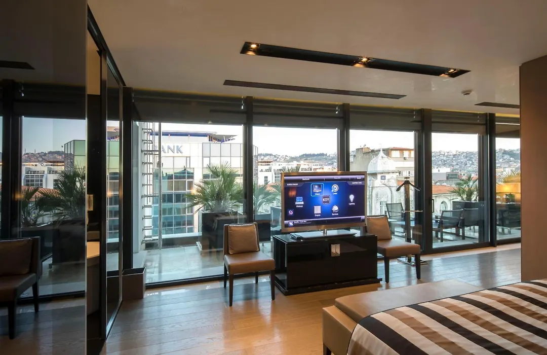 Key Hotel-1